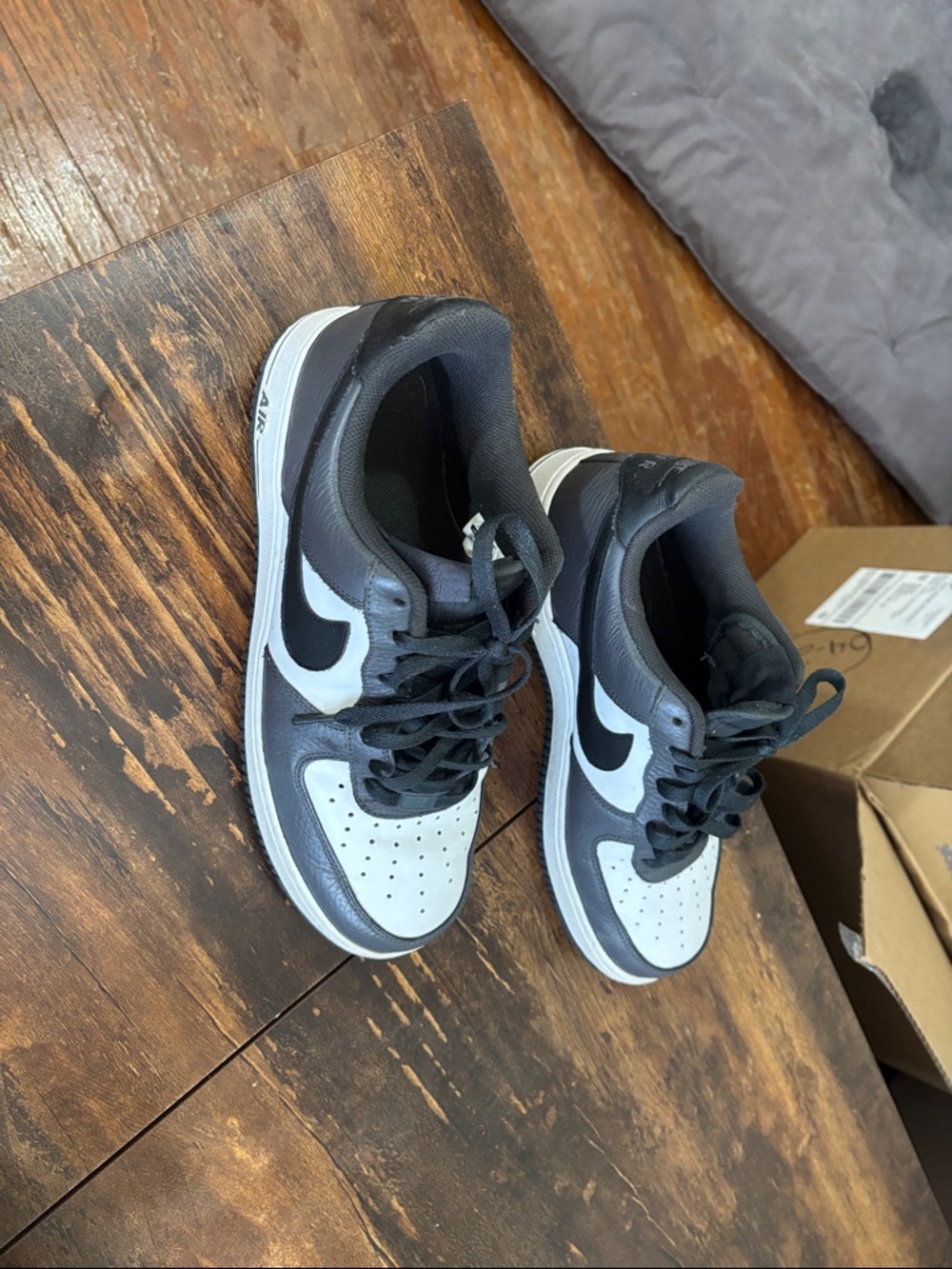 Nike Kids Black and White Low-Top Sneakers